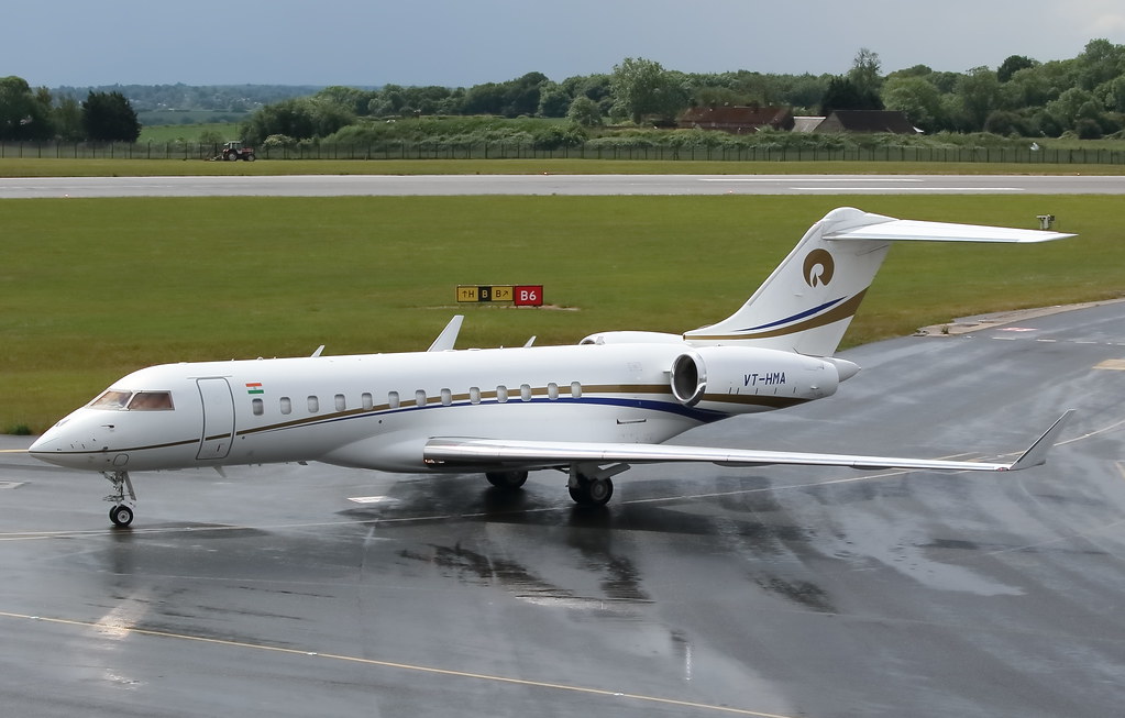 RELIANCE INDUSTRIES BD700 GLOBAL EXPRESS VT-HMA.